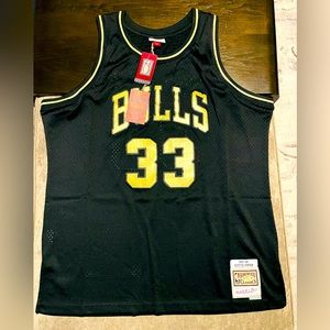 New Scottie Pippen Mitchell And Ness Bulls Jersey